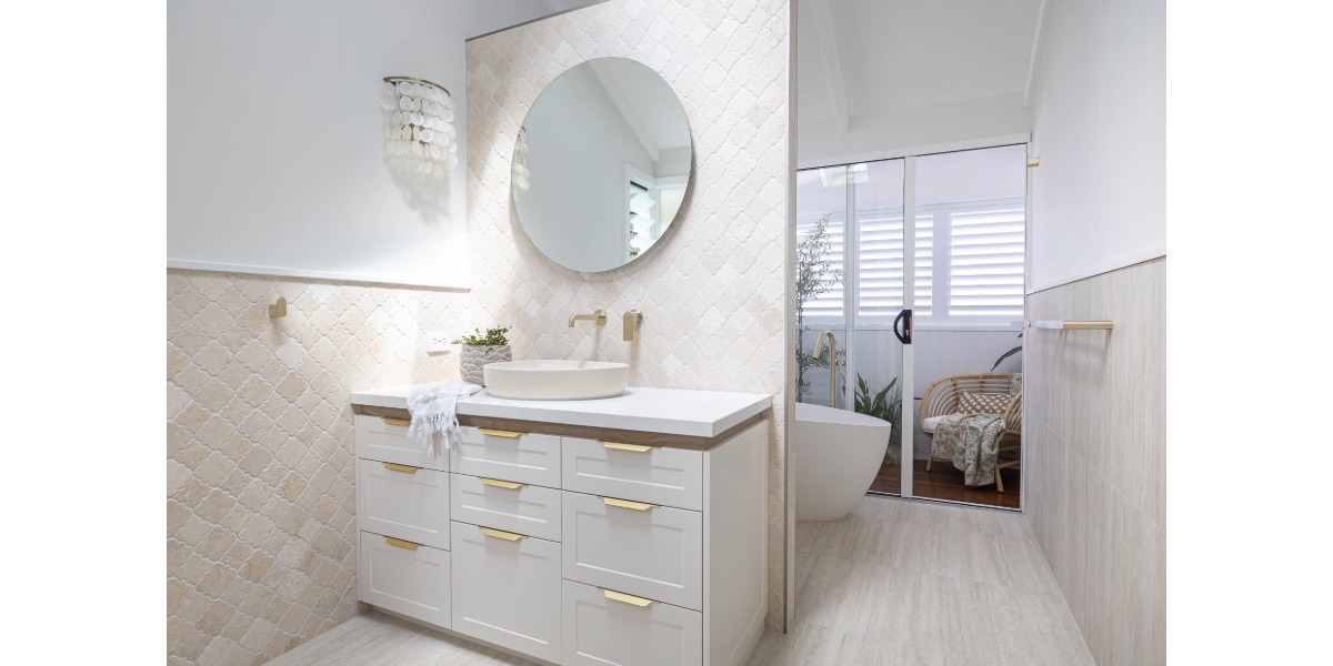 Working with White | Estelle Cameron